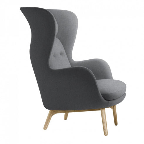 Ro™ JH2 Armchair / Oak Base